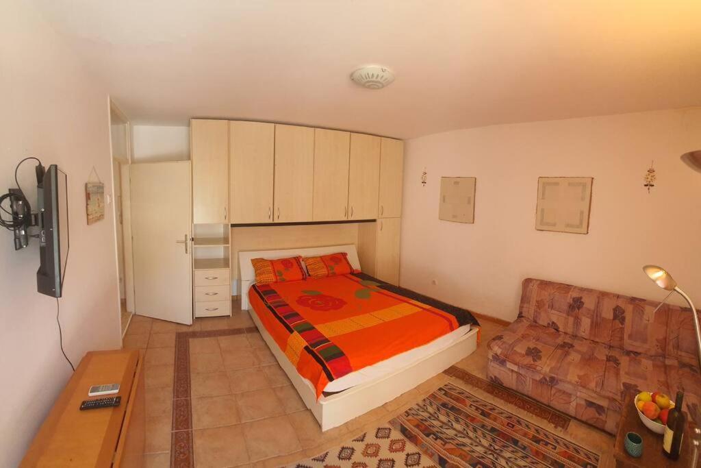 Daire Center Peaceful Place In